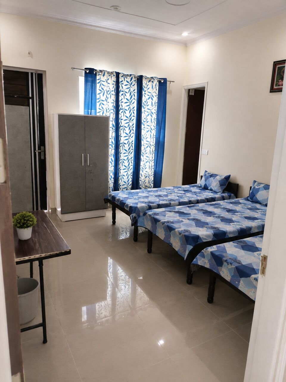 Gurugram, Apartments, Flats, Houses & Villas, INR 5000/month,  Furnished,  4 BR,  1840 Sq. Meter,  Shri Shyam PG In IMT Manesar  Gurgaon