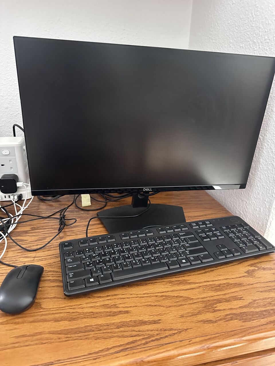 Riyadh, Computers, SAR 950,  Dell Optiplex 7060 I7 Processor , 1TB