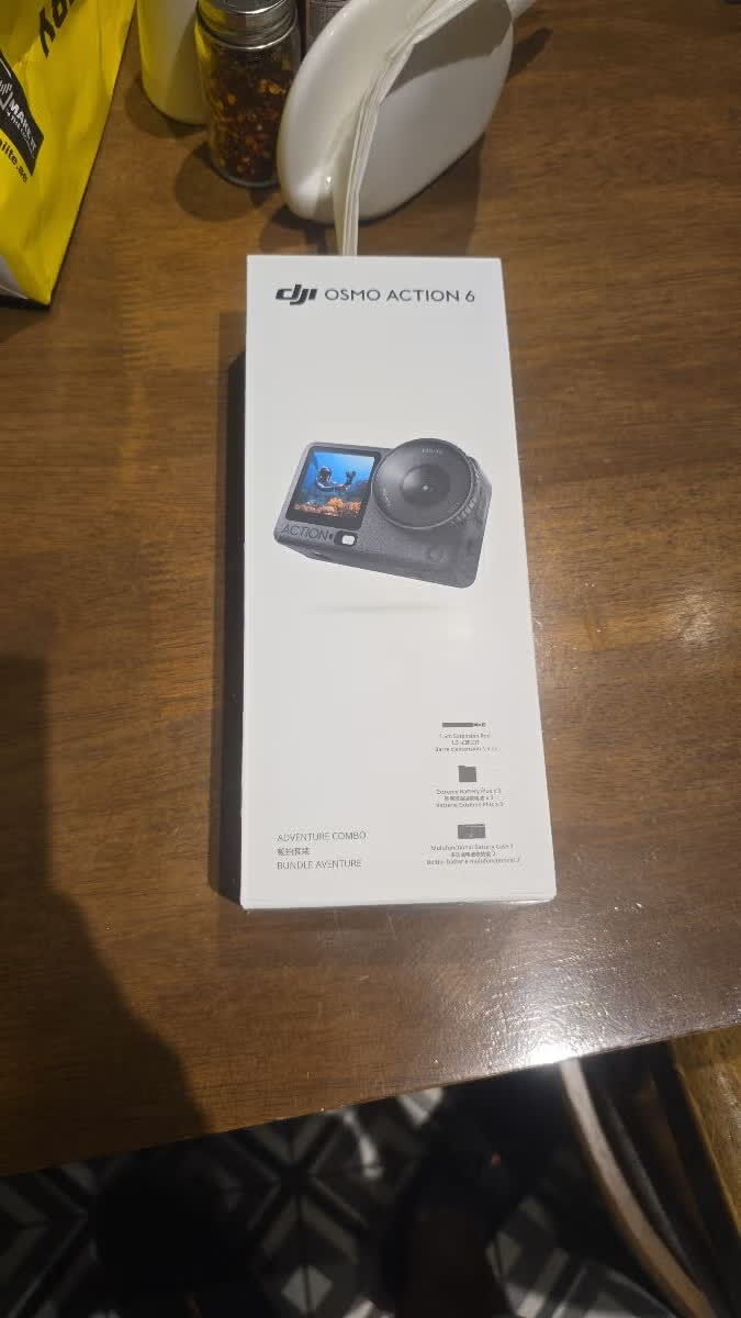 Riyadh, Electronics, SAR 1800,  Osmo Action 6 Adventure Combo, Action Camera With 1/1.1&Prime; Square Sensor Excellent Condition