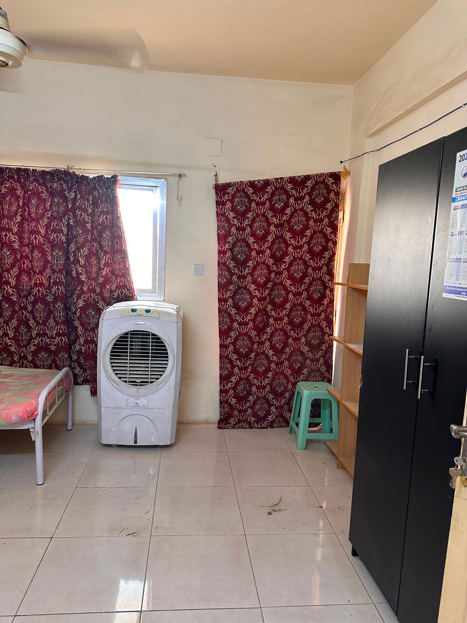 Hara, Rooms for Rent, SAR 1350/month,  Furnished,  One Room For Executive Bachelor Available In Hara Opposite Malaz Restaurant
