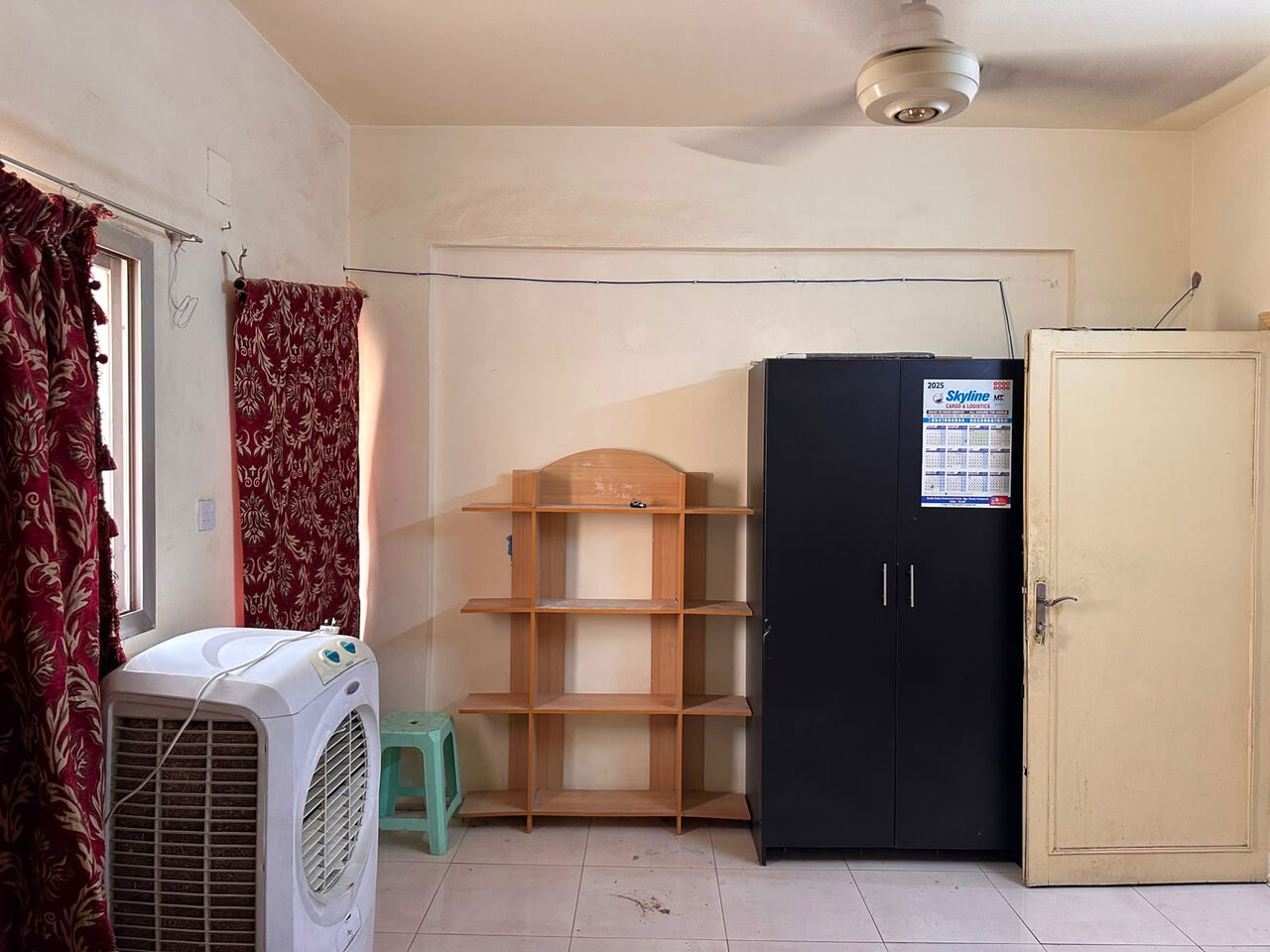 Hara, Rooms for Rent, SAR 1350/month,  Furnished,  One Room For Executive Bachelor Available In Hara Opposite Malaz Restaurant
