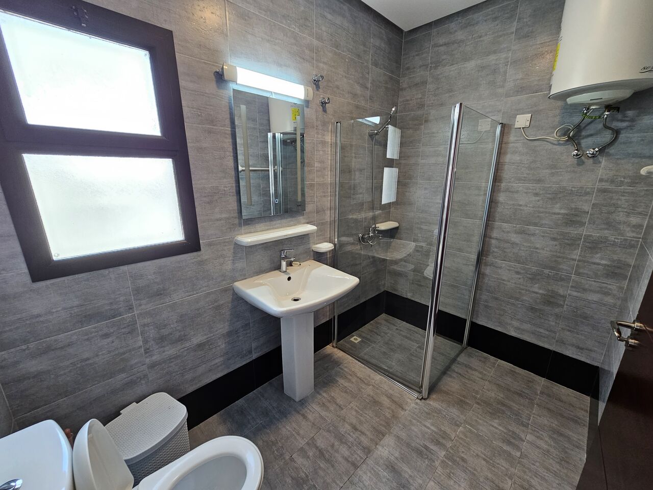 Manama, Apartments, Flats, Houses & Villas, BHD 240/month,  3 BR,  120 Sq. Meter,  Premuim Apartment For Rent In Shakurah