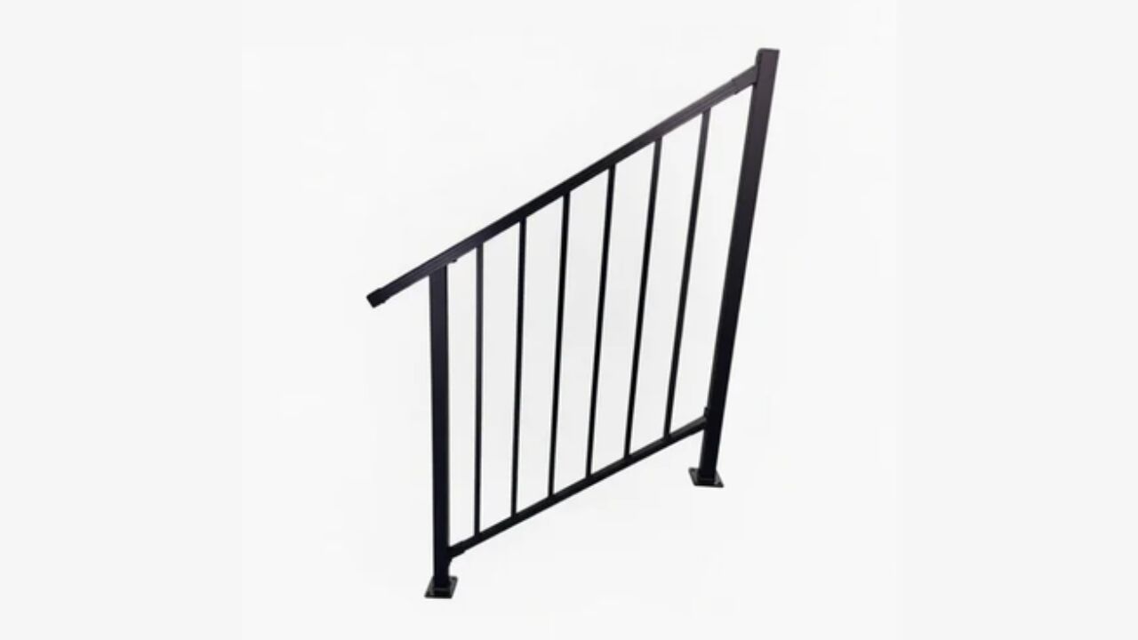 Toronto, Business, Republic Railing Installs Modern Picket Aluminum Railing