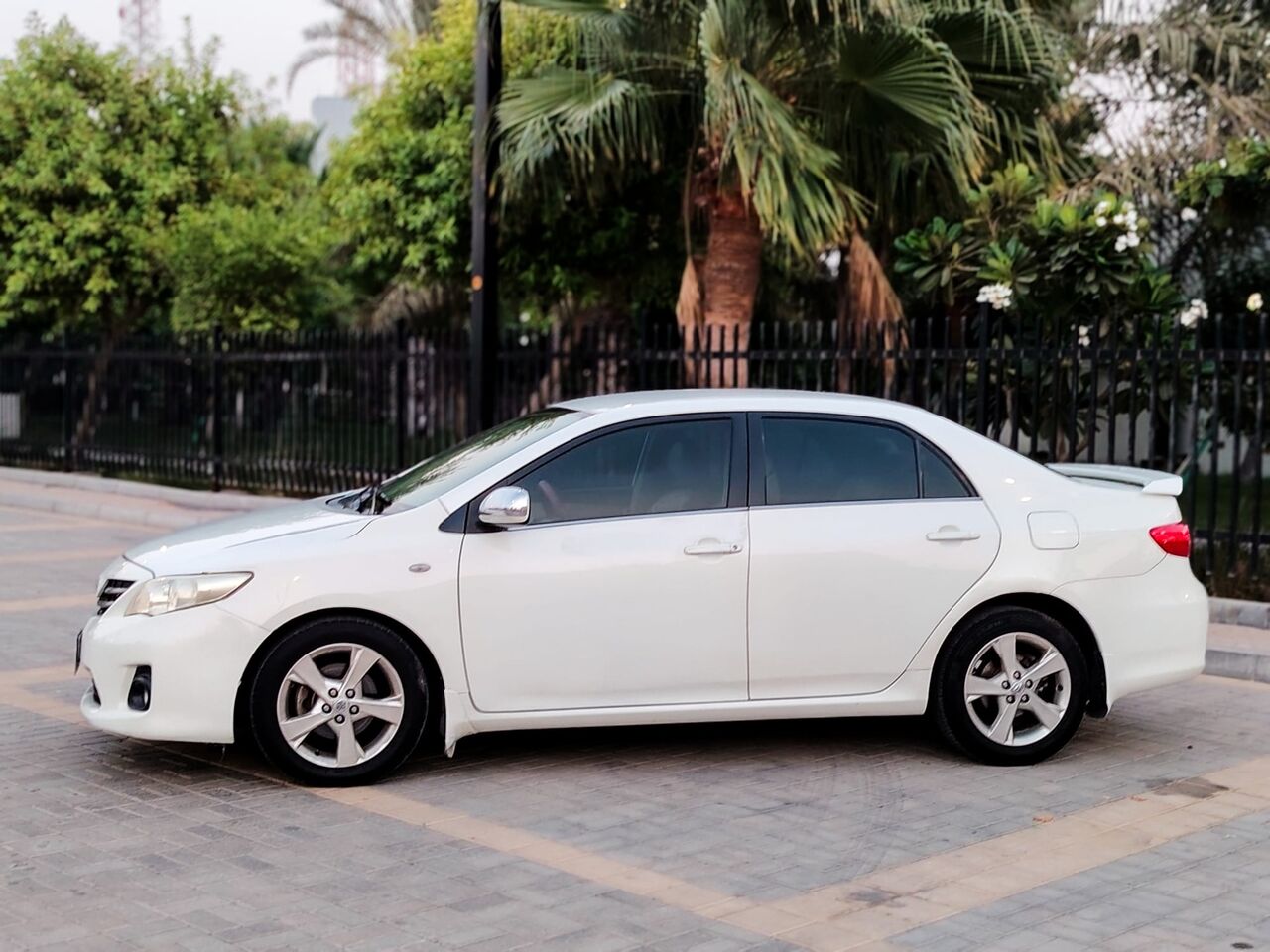 Muharraq, Vehicles, Cars & Trucks , BHD 1,  Toyota Corolla,  2013,  Automatic,  400000 KM,
