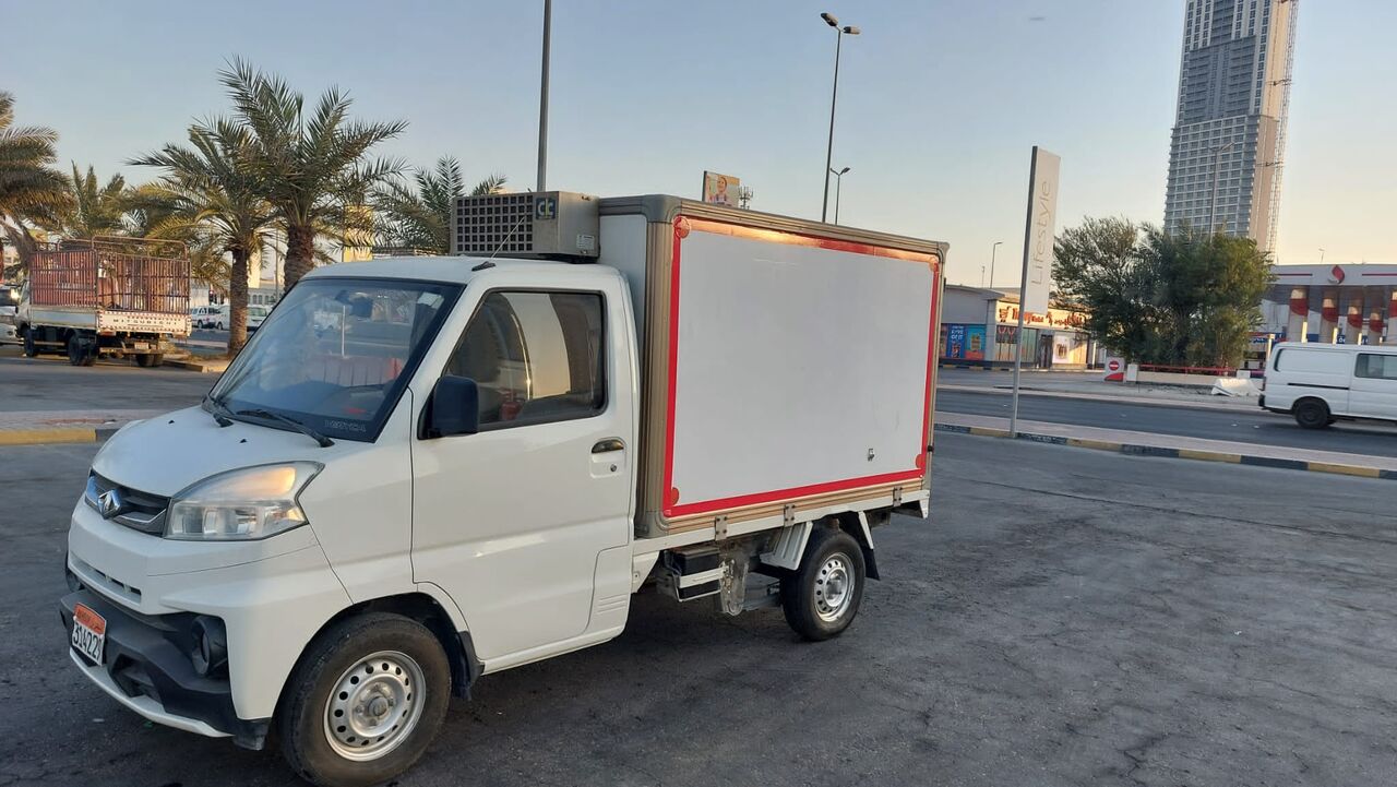 Manama, Vehicles, Cars & Trucks , BHD 2000,  Cmc Super Veryca Chiller Freazar Van Well Mantaine,  2017,  Manual,  140000 KM,