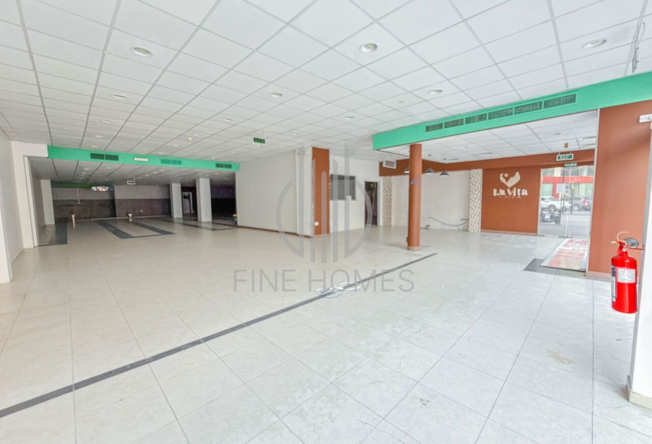 Hoora, Shops, BHD 2500,  HIGH TRAFFIC SHOWROOM | RESTAURANT | CAR SHOWROOM