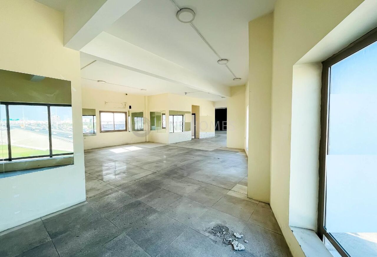 Tubli, Buildings, BHD 1000,  Commercial Setup ! Full Floor Semi Fitted !