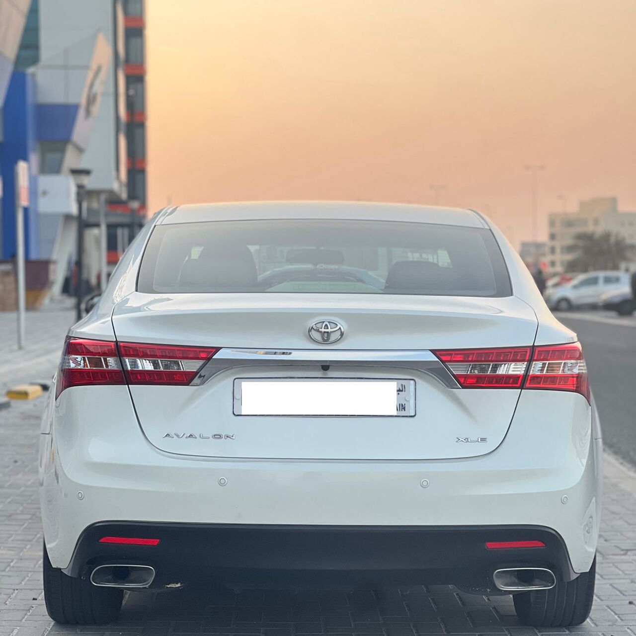 Riffa, Vehicles, Cars & Trucks , BHD 5800,  TOYOTA AVALON XLE 2015 WHITE,  2015,  Automatic,  99000 KM,
