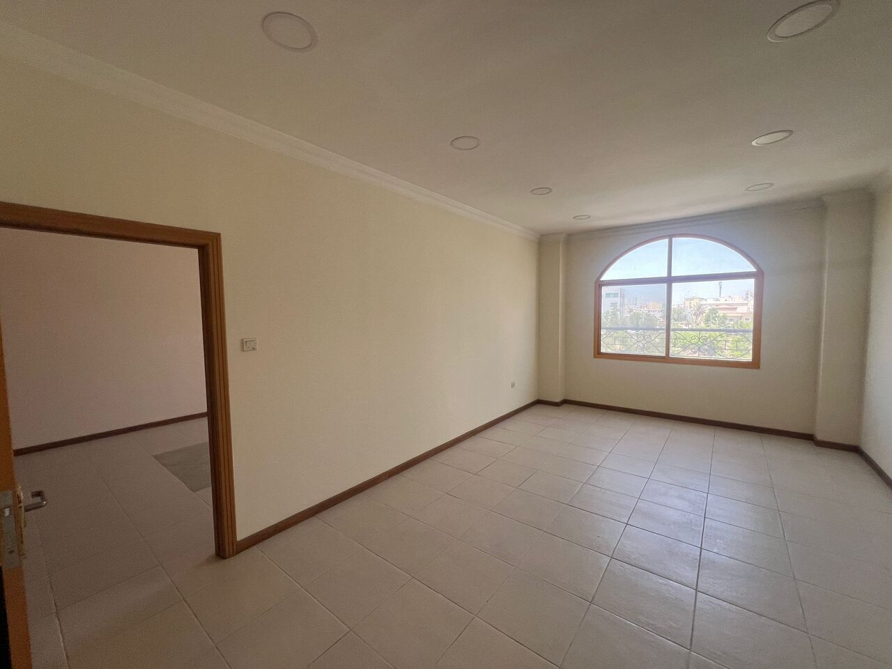 Zinj, Offices, BHD 350,  Spacious Office For Rent In Zinj &ndash; Highway-Facing | Near Segaya Plaza