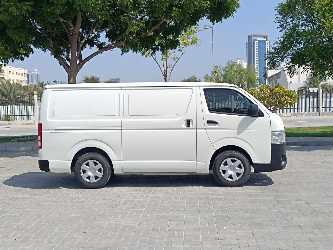 Manama, Vehicles, Cars & Trucks , BHD 7500,  TOYOTA HIACE,  2024,  Manual,  27000 KM,  CARGO