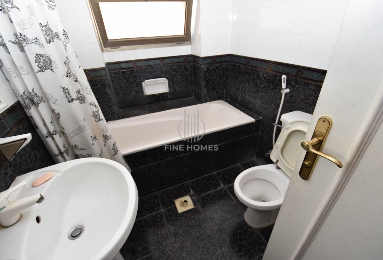 Adliya, Offices, BHD 300,  SPACIOUS OFFICE | AFFORDABLE | HEART OF CITY