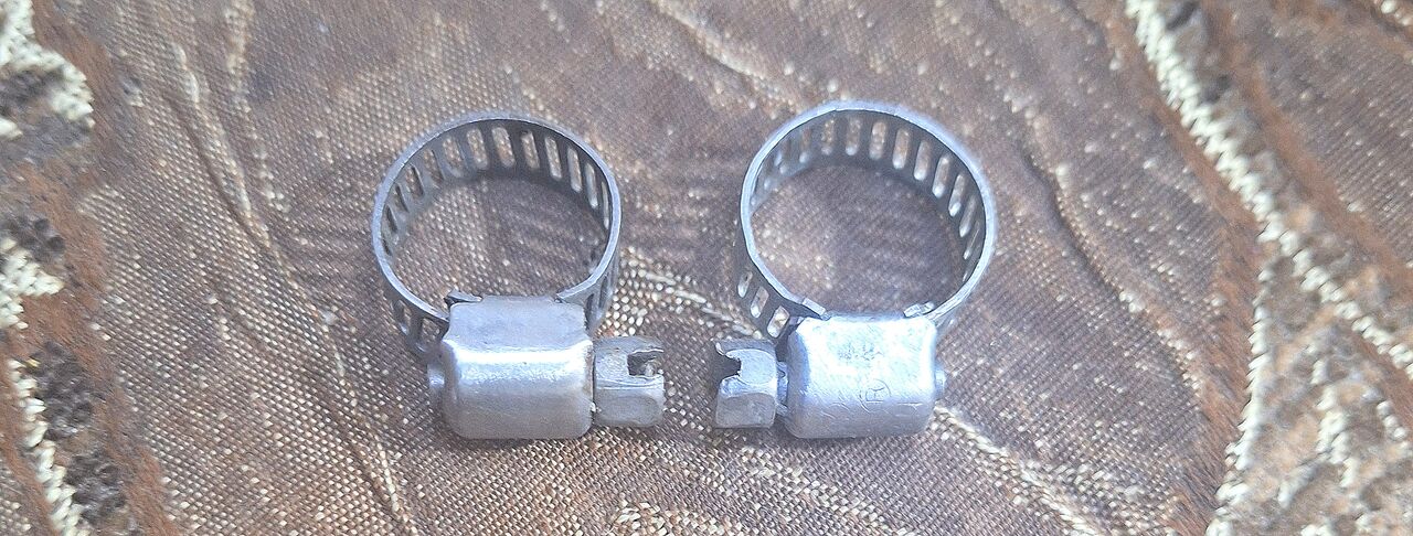 Riyadh, Furniture, SAR 45,  Gas Regulator, Hose, And Clips..