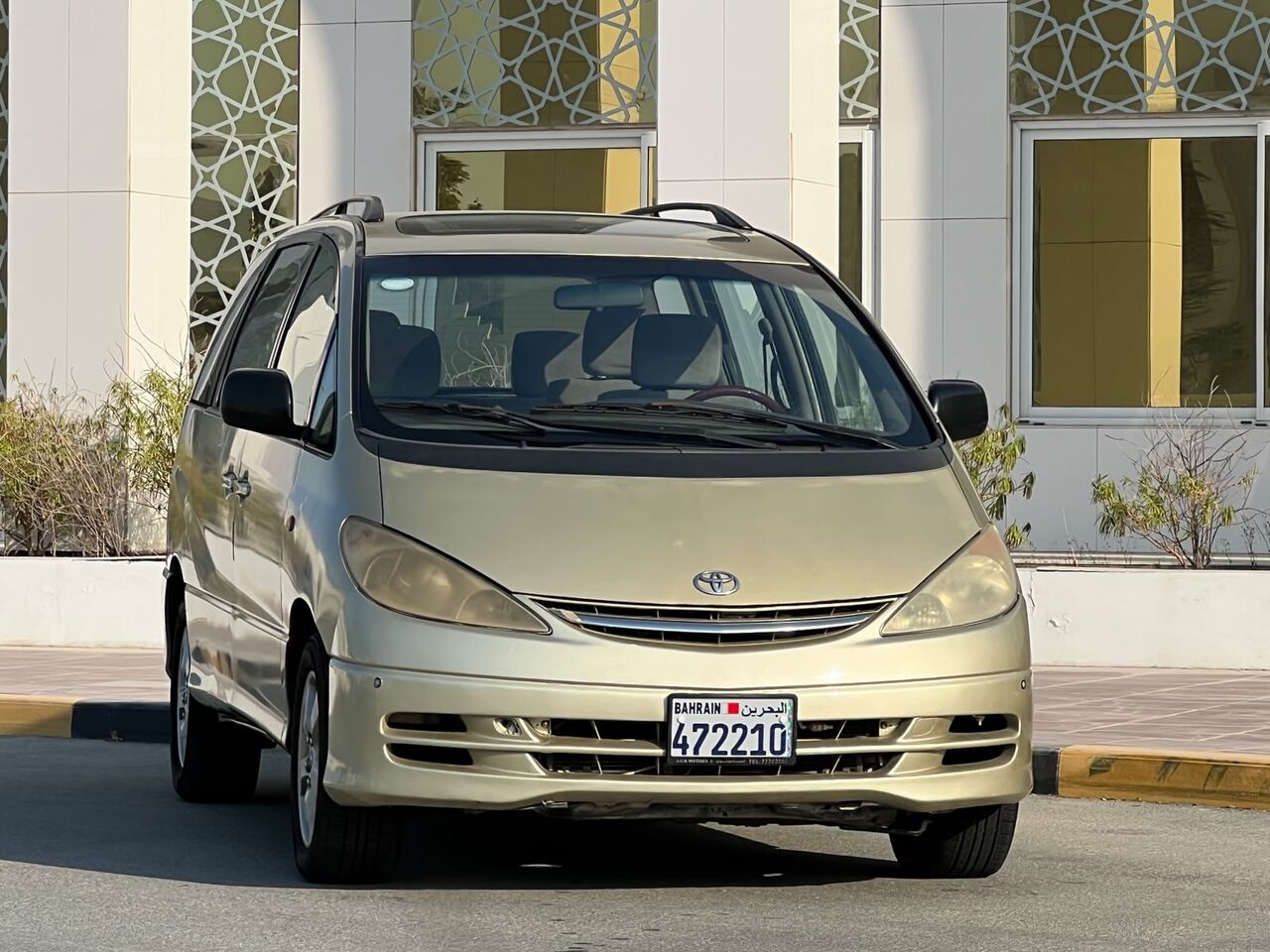 Riffa, Vehicles, Cars & Trucks , BHD 1600,  Toyota Previa,  2002,  Automatic,  200000 KM,   MODEL  FOR SALE