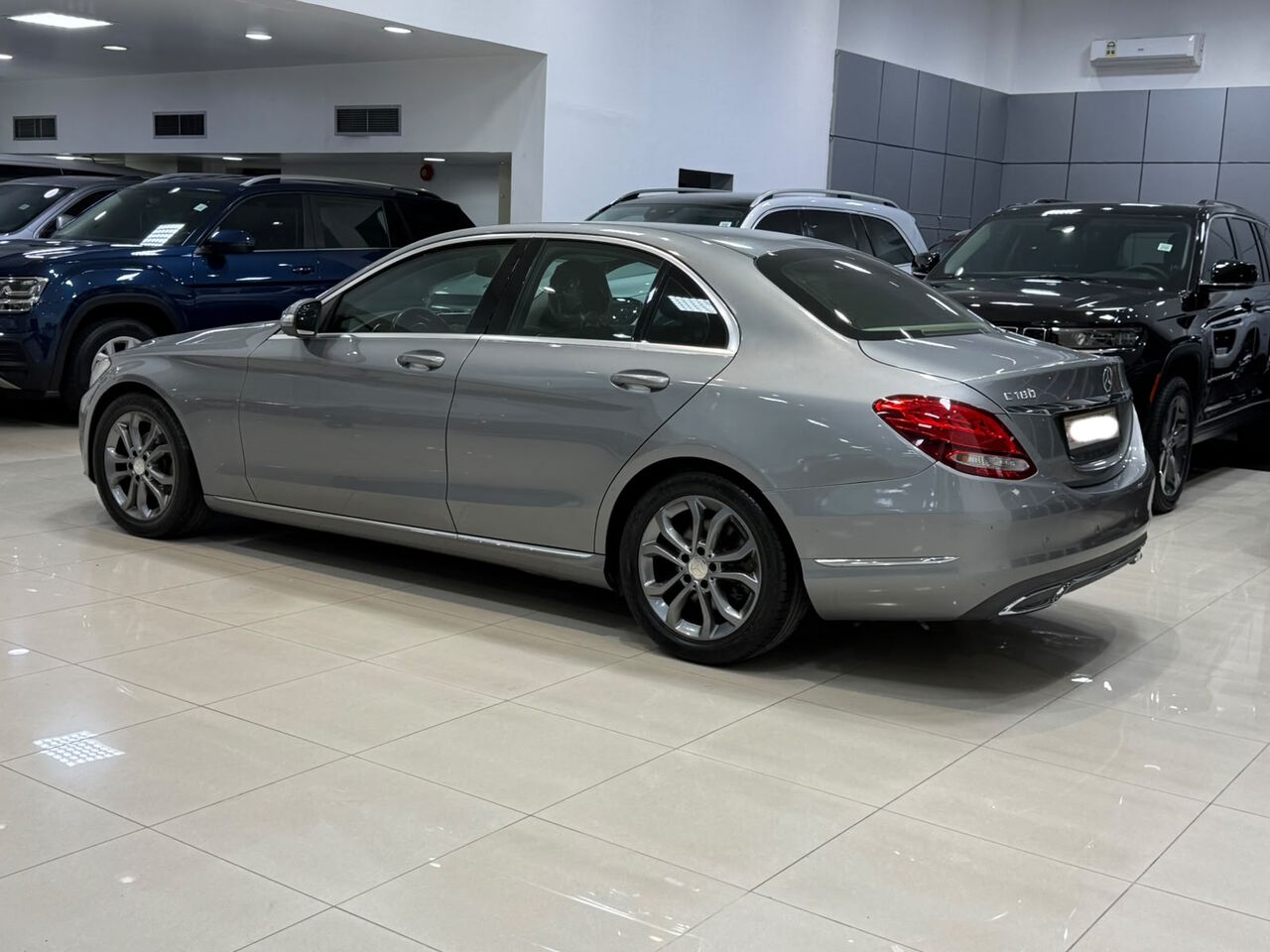 Manama, Vehicles, Cars & Trucks , BHD 4700,  Mercedes Benz C-180,  2015,  Automatic,  197450 KM,   /  (Silver)