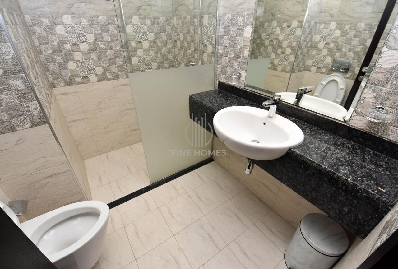 Manama, Apartments, Flats, Houses & Villas, BHD 350/month,  1 BR,  SPACIOUS | LUXURY | HEART OF CITY