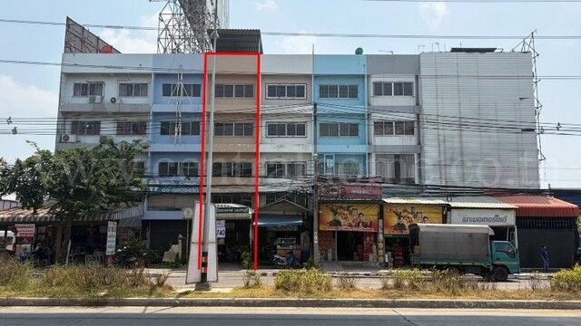 Bangkok, Real Estate For Sale, THB 4500000,  5 BR,  18 Sq. Feet,  Urgent Sale, 4-story Shophouse, Samakkhi, Next To Tiwanon Road, Good Location, Near The