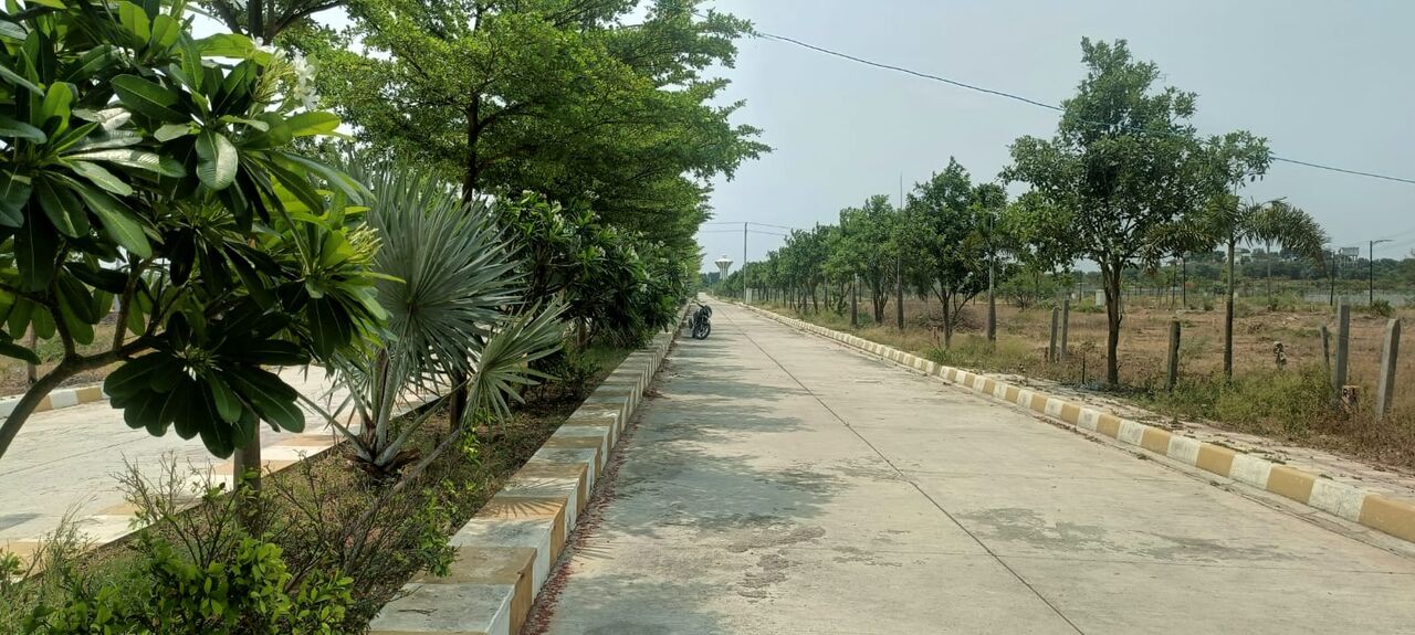 Hyderabad, Residential Plots, INR 23999,  220 Sq. Yard,  Ready To Construction Open Plots Commercial Plots Near Banglore Highway Exit No 15 & 16