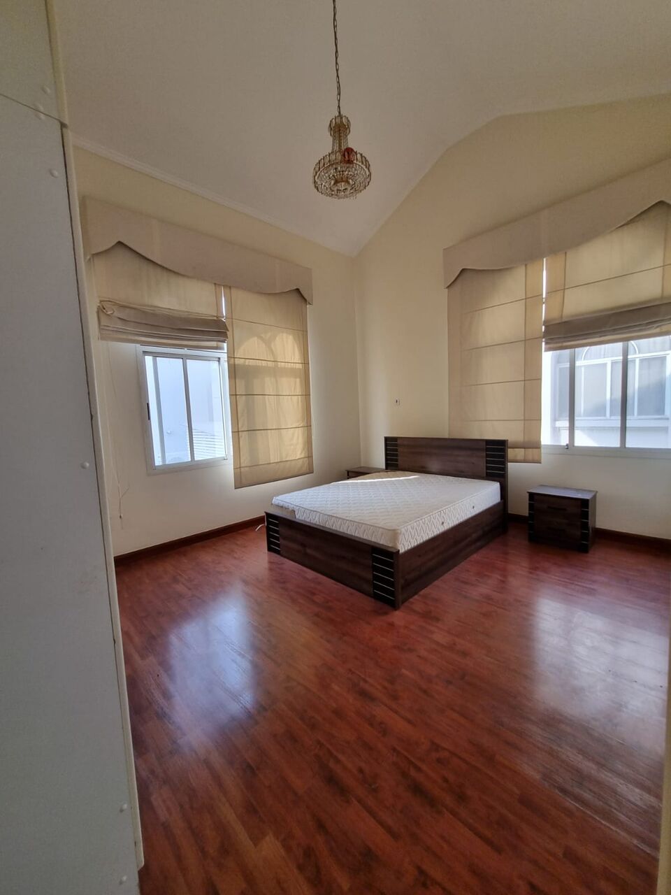 Mahooz, Villas, BHD 700,  £4BATHROOM Hall Kitchen Without Electricity Villa For Rent