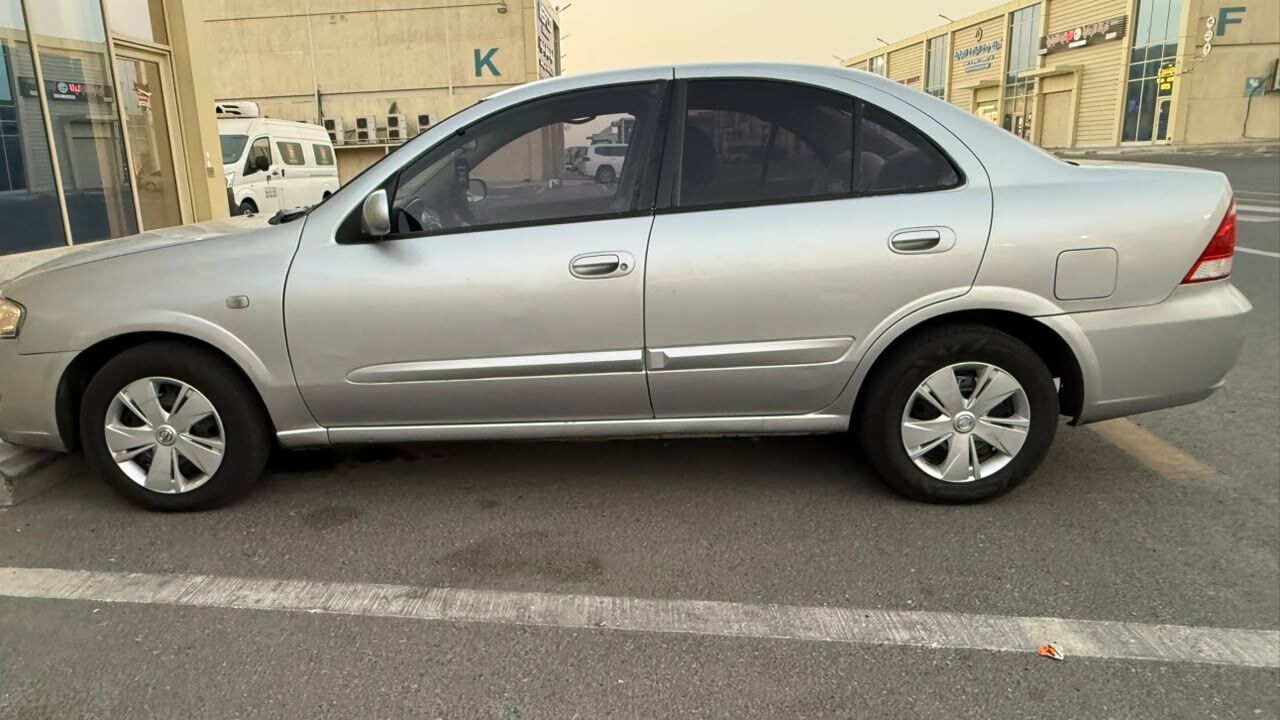 Jeddah, Vehicles, Cars & Trucks , SAR 11000,  Nissan Sunny,  2010,  Manual,  330000 KM,