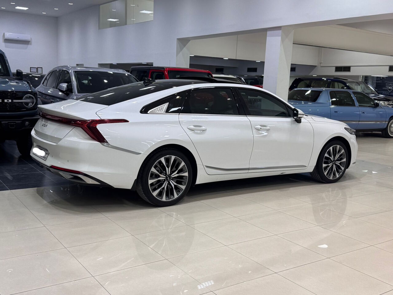 Manama, Vehicles, Cars & Trucks , BHD 19900,  Kia K8,  2024,  Automatic,  14550 KM,   /  (White)