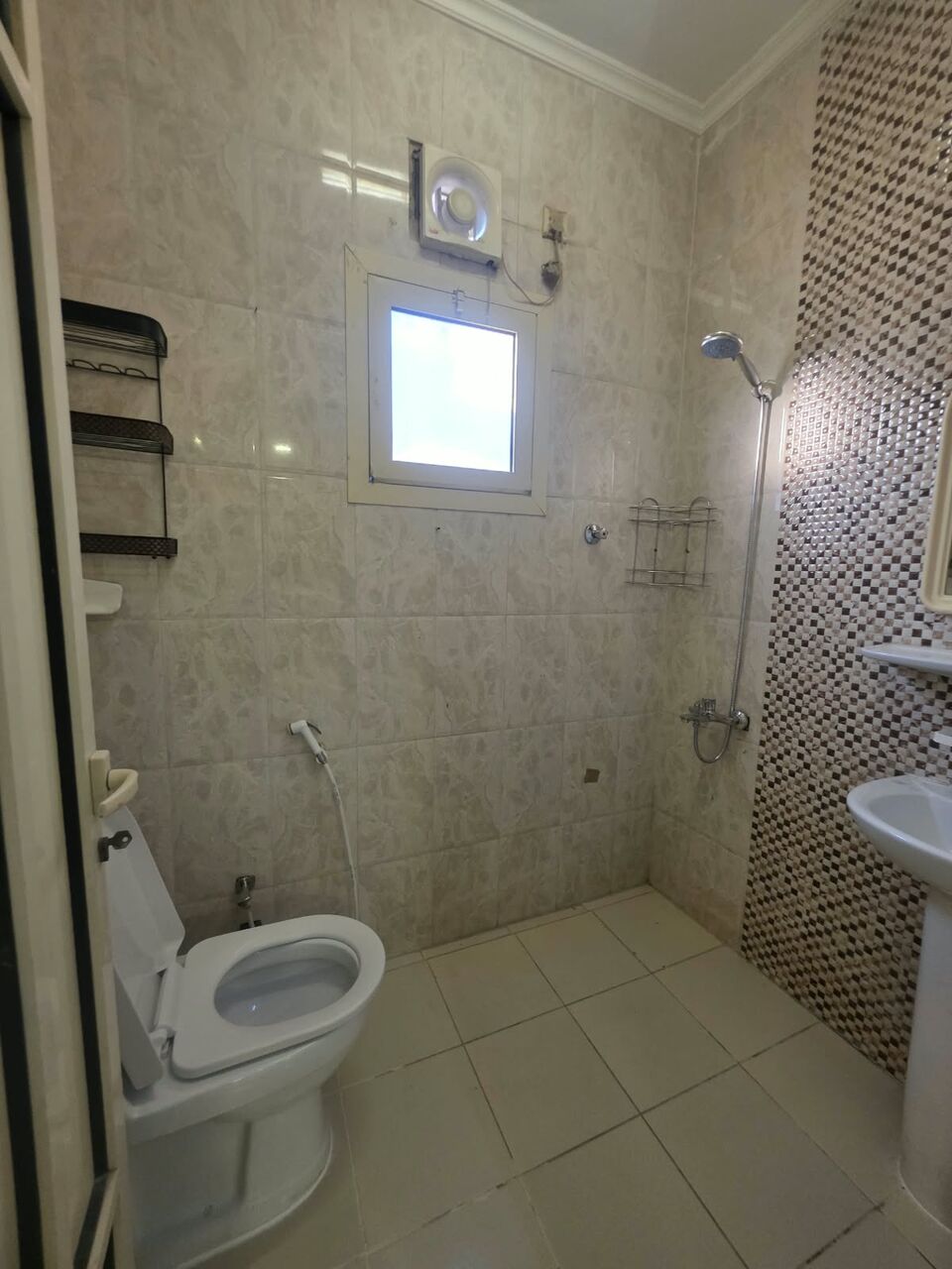 Khobar, Apartments, Flats, Houses & Villas, SAR 1250/year,  2 BR,  Consists Of:-  2 Bedrooms, A Living Room 2 Washroom  Kitchen