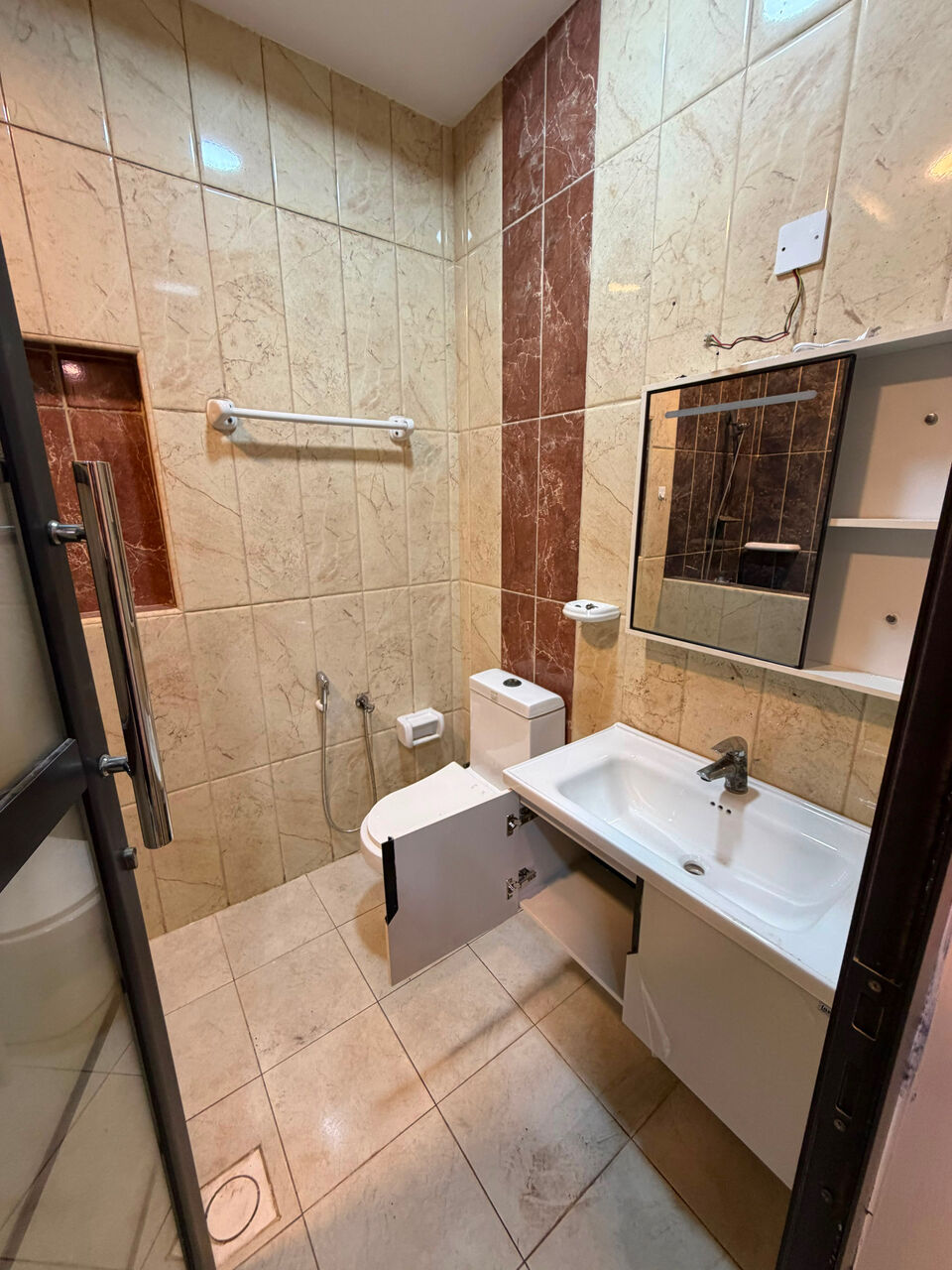 Tubli, Apartments, Flats, Houses & Villas, BHD 220/year,  2 BR,  Well Maintained 2 Bedroom Flat For Rent