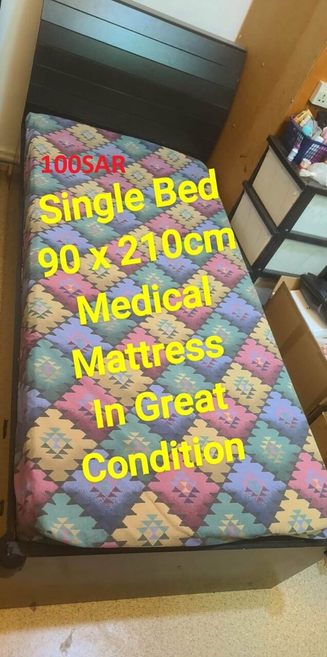 Mushrefah, Furniture, SAR 100,  SAR 100, Sale!!! In Good Condition! Pre-loved 50-inc TV And Bed Mattress With Frame!