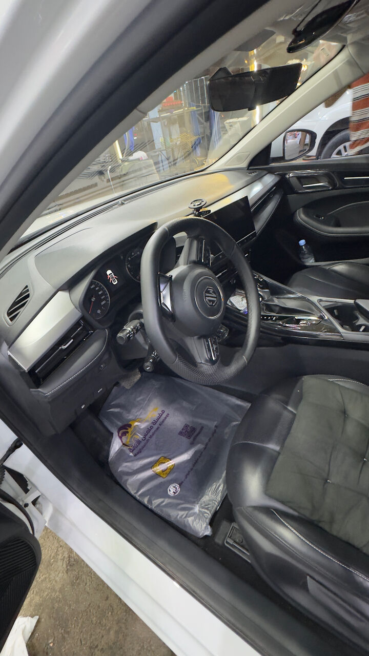 Dhahrat Laban, Vehicles, Cars & Trucks , SAR 11000,  MG 5,  2025,  Automatic,  47500 KM,  Car Sale