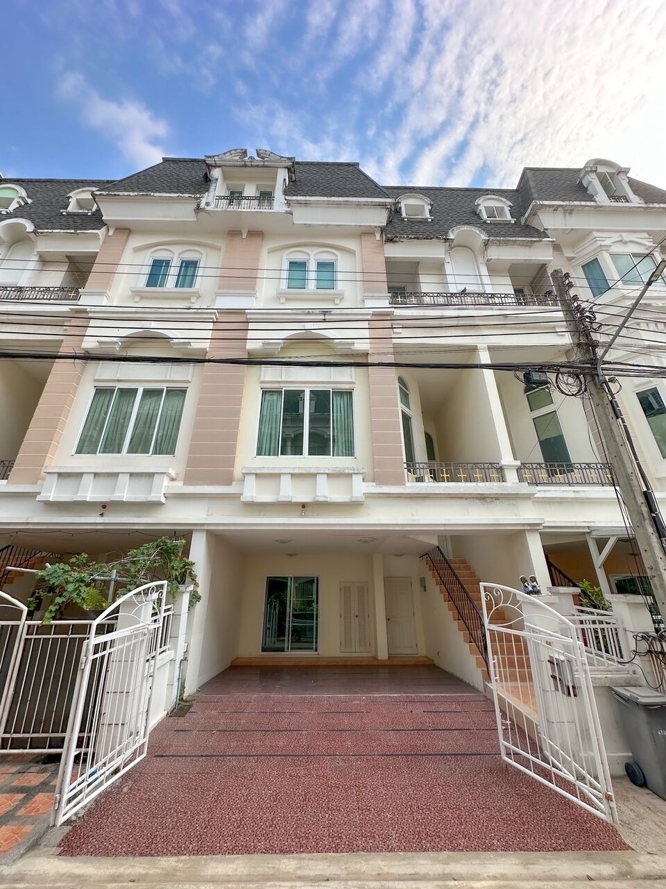 Bangkok, Real Estate For Sale, THB 3890000,  3 BR,  27 Sq. Feet,  3-story Townhome For Sale, EuroNova Village, Lat Krabang 24/1, Bangkok
