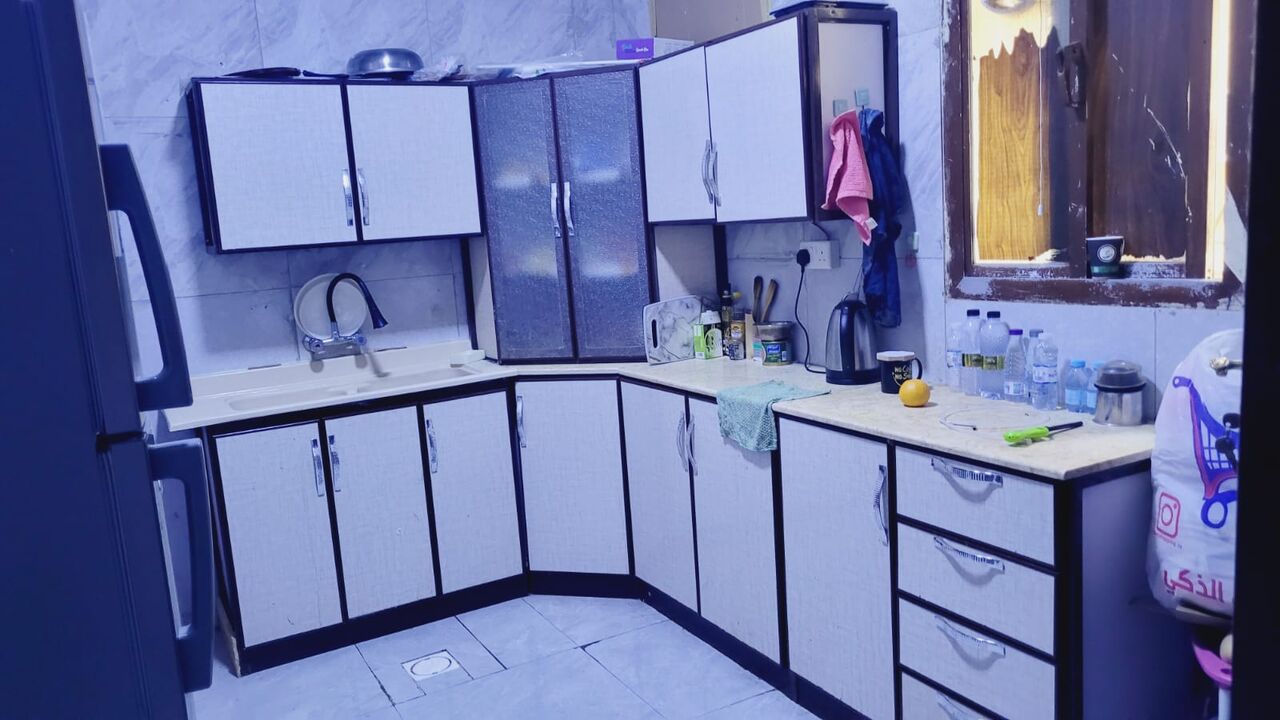Riyadh, Household Items, SAR 1100,  Selling Kitchen Cabinets ,study Table Chair And Sofa Set