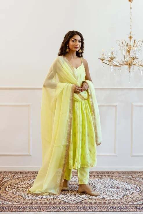 Mumbai, Clothing & Accessories, INR 13500,  Elegant Anarkali Suit Styles From Joviindia