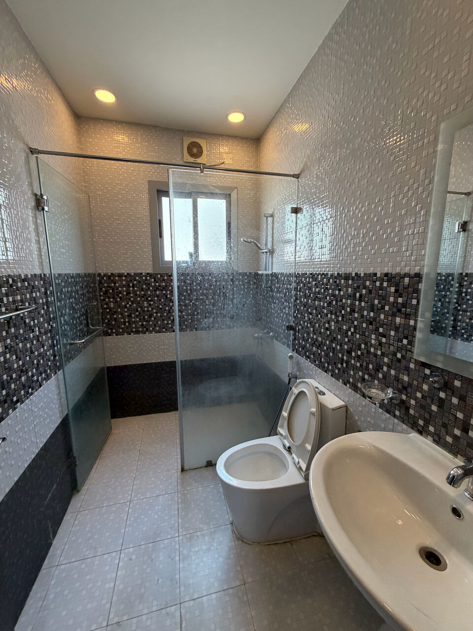 Tubli, Apartments, Flats, Houses & Villas, BHD 250/month,  2 BR,  🏠 SPACIOUS 2 BHK SEMI-FURNISHED FLAT FOR RENT