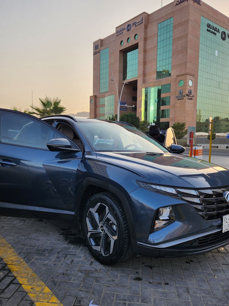 Riyadh, Passenger Transport, Transport Services To Airports,Malls,Work Place ,Logistics And Delivery Within The City