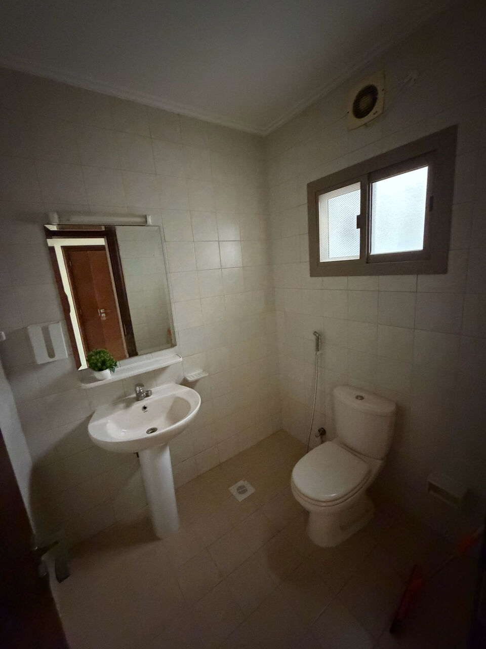 Tubli, Apartments, Flats, Houses & Villas, BHD 180/month,  Furnished,  2 BR,  🏠 AFFORDABLE 2 BHK UNFURNISHED FLAT FOR RENT 📍 Tubli – McDonald’s Area