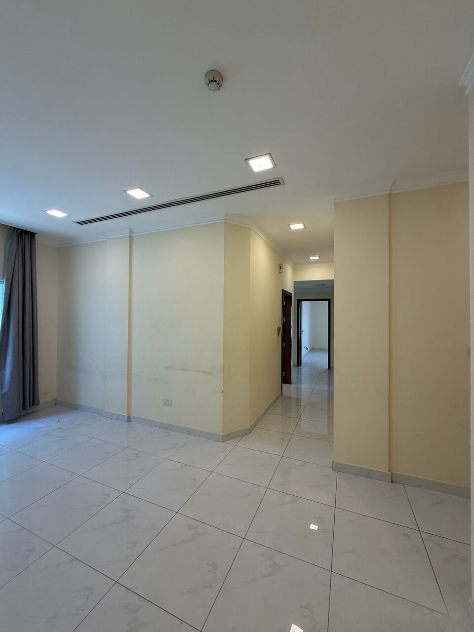 Tubli, Apartments, Flats, Houses & Villas, BHD 250/month,  3 BR,  🏠 SPACIOUS 3 BHK SEMI-FURNISHED FLAT FOR RENT 📍 Tubli – McDonald’s Area, Near We One Mar