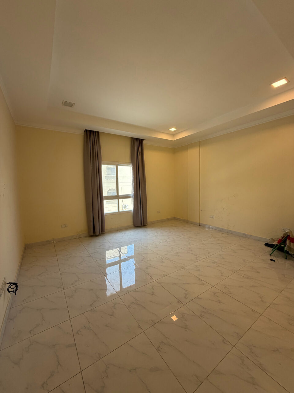 Tubli, Apartments, Flats, Houses & Villas, BHD 250/month,  3 BR,  🏠 SPACIOUS 3 BHK SEMI-FURNISHED FLAT FOR RENT 📍 Tubli – McDonald’s Area, Near We One Mar