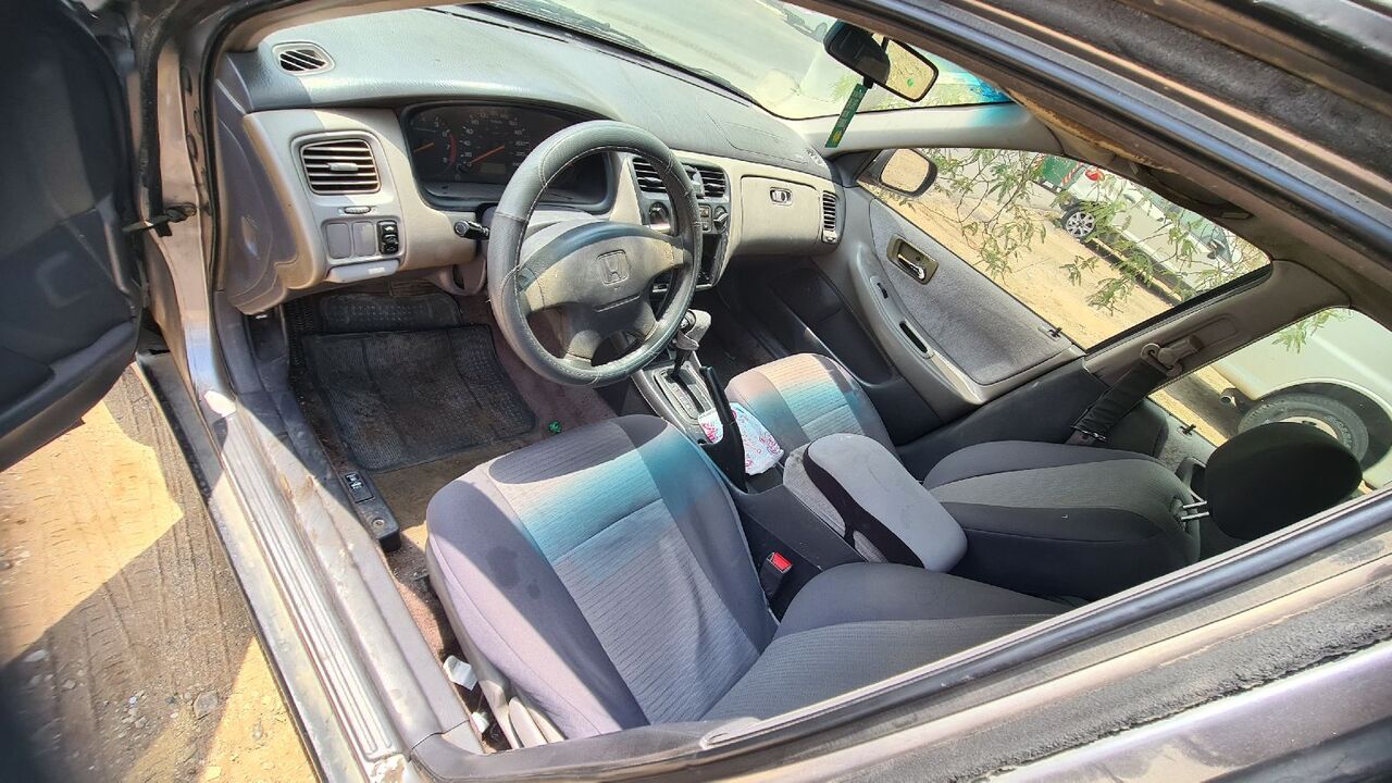 Riyadh, Vehicles, Cars & Trucks , SAR 10000,  Honda Accord,  2002,  Automatic,  600000 KM,