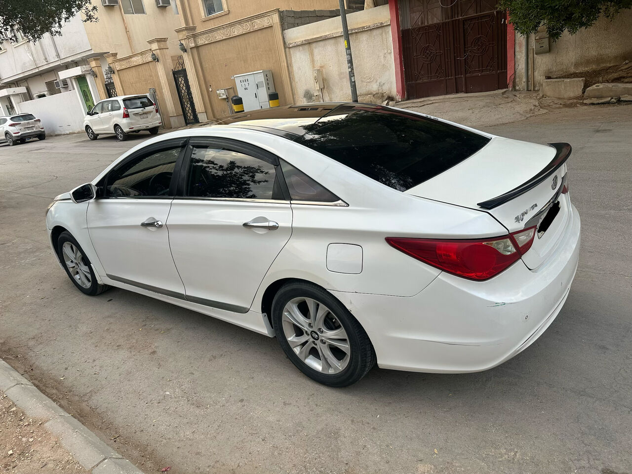 Riyadh, Vehicles, Cars & Trucks , SAR 20000,  Hyundai Sonata,  2012,  Automatic,  390 KM,  Sonata  Full Option