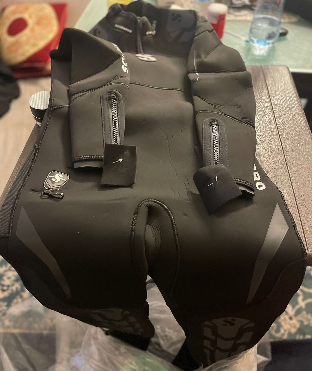 Manama, Sporting Goods, BHD 1,  Scubapro Diving Gears In New Condition