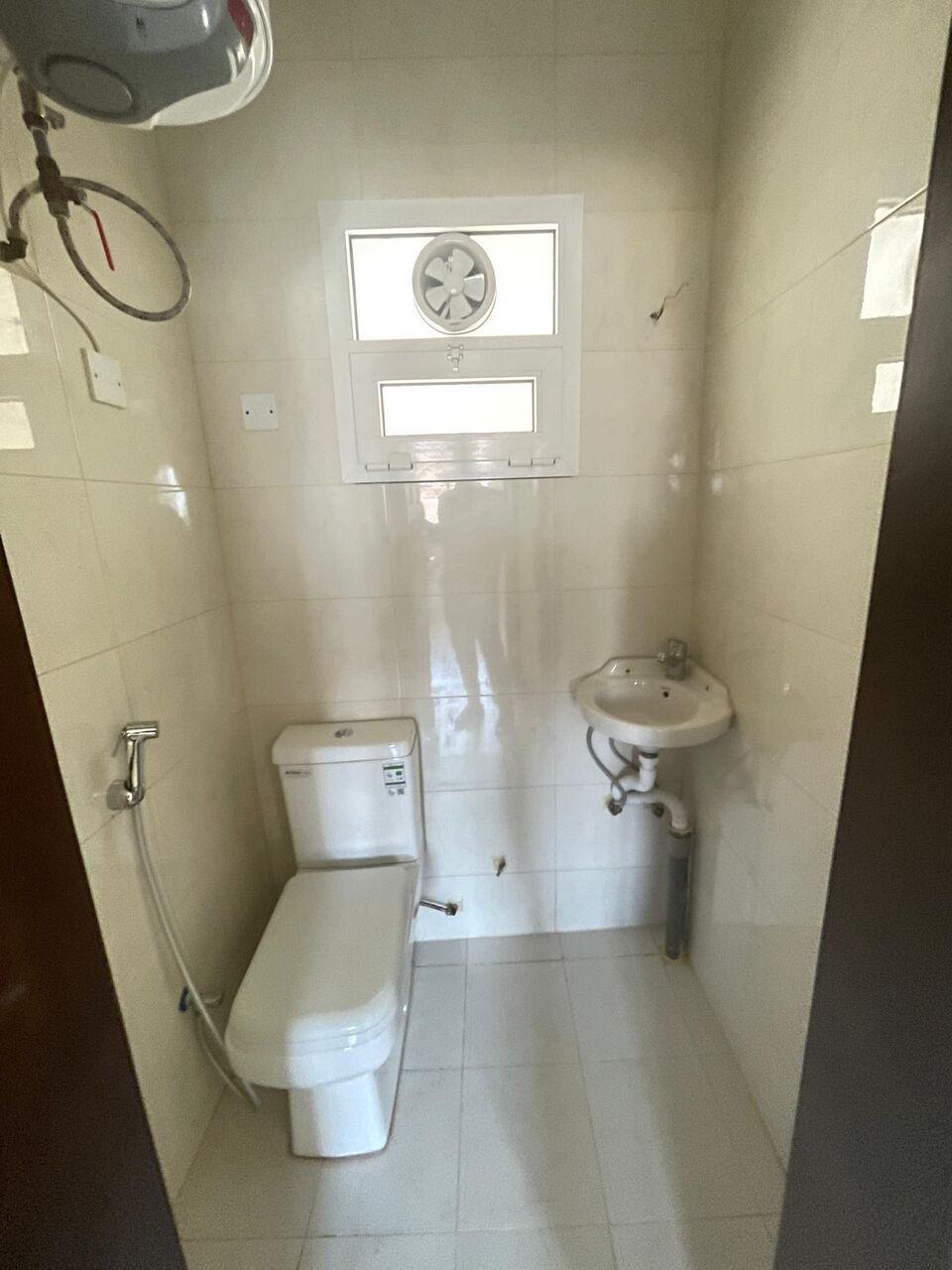 Mahooz, Apartments, Flats, Houses & Villas, BHD 280/month,  2 BR,  2 Bedroom Semi Furnished With Ewa