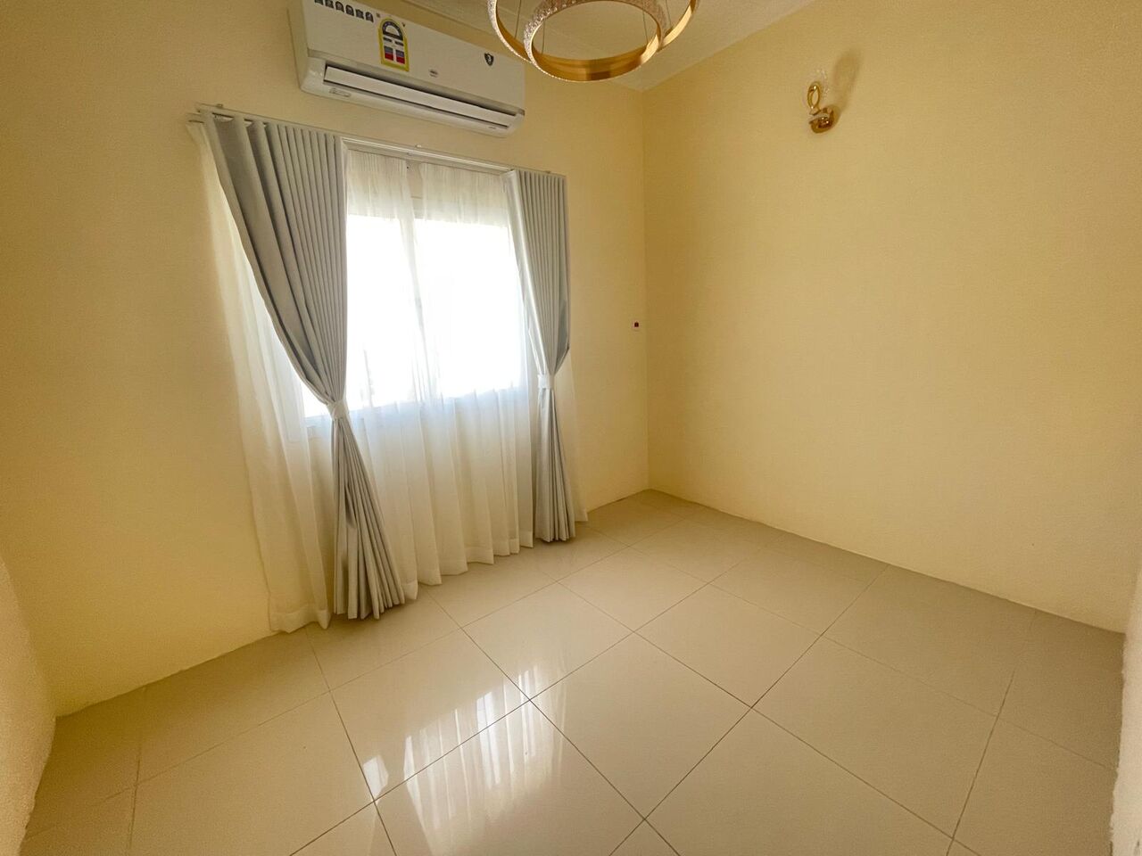 Mahooz, Apartments, Flats, Houses & Villas, BHD 280/month,  2 BR,  2 Bedroom Semi Furnished With Ewa