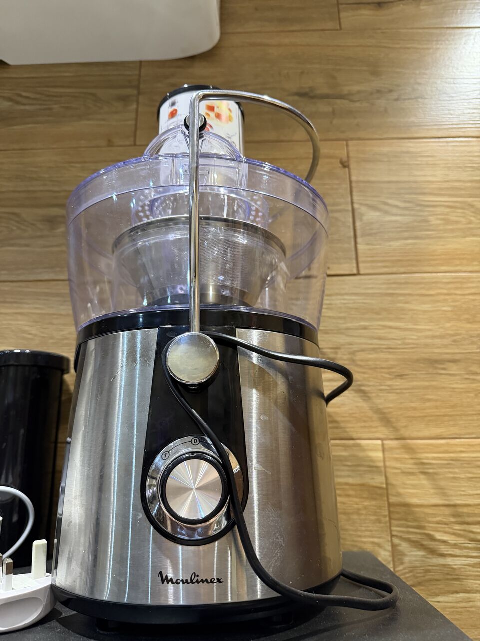 Dhahrat Laban, Appliances, SAR 300,  Moulinex Juicer