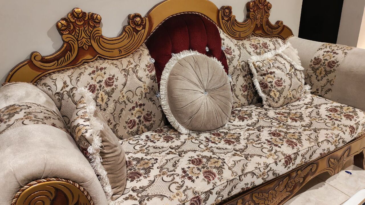 Dammam, Furniture, SAR 900,  Luxury 9 Seat Sofa