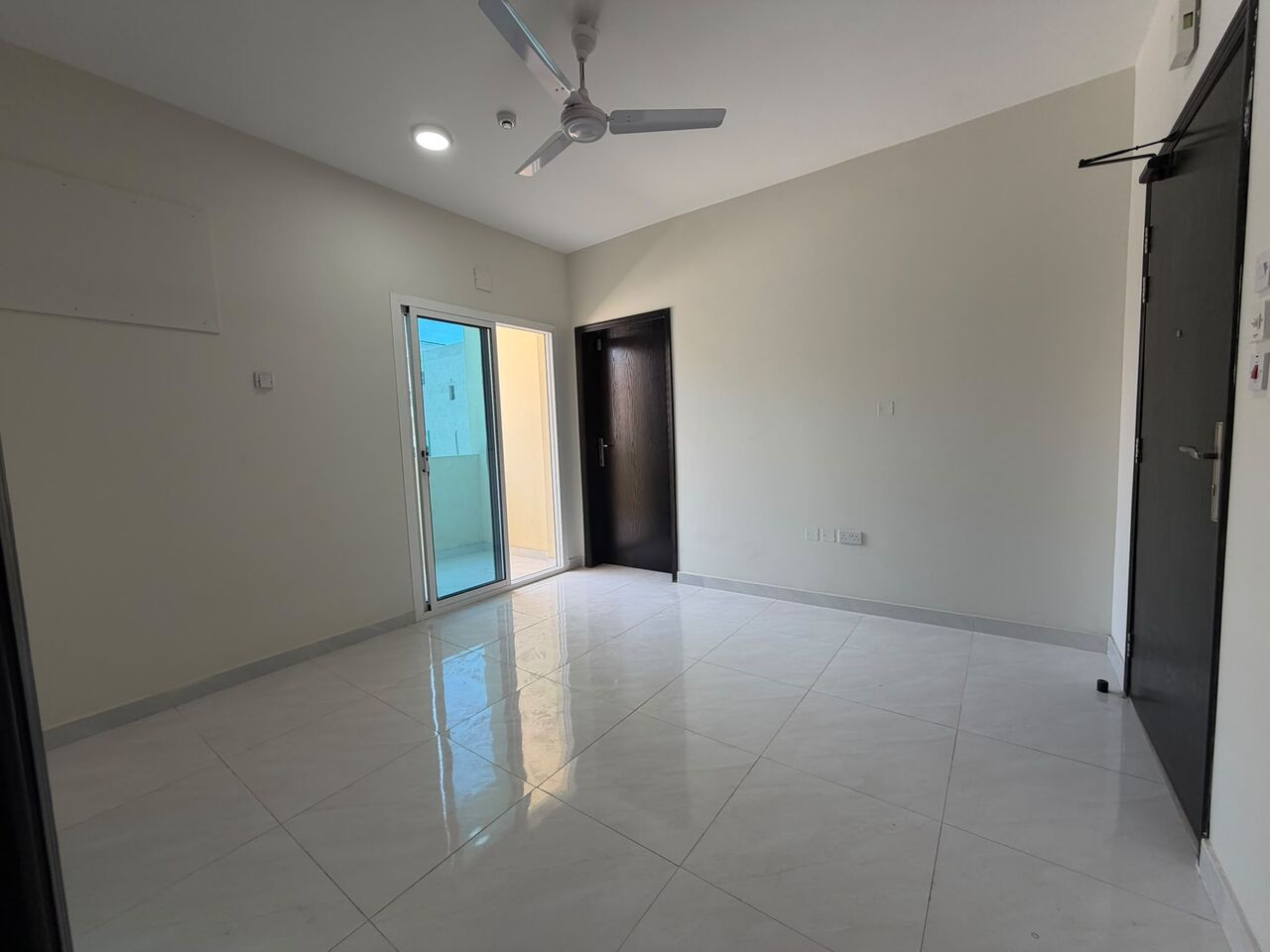 Adliya, Apartments, Flats, Houses & Villas, BHD 170/month,  1 BR,  1 Bedroom In Adliya Without Ewa
