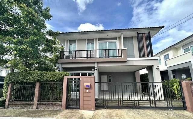 Bangkok, Villas, THB 50000,  52 Sq. Feet,  HR 10343 For Rent, 2-story Detached House, Passorn Prestige, Chatuchot, Watcharapol, Near