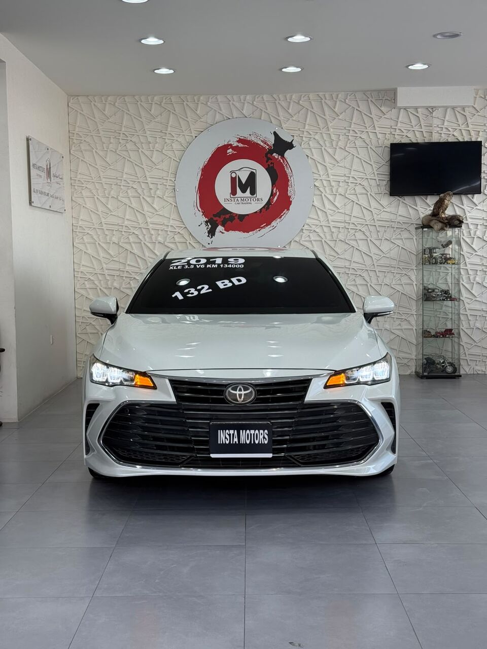 Tubli, Vehicles, Cars & Trucks , BHD 8900,  Toyota Avalon,  2019,  Automatic,  134000 KM,