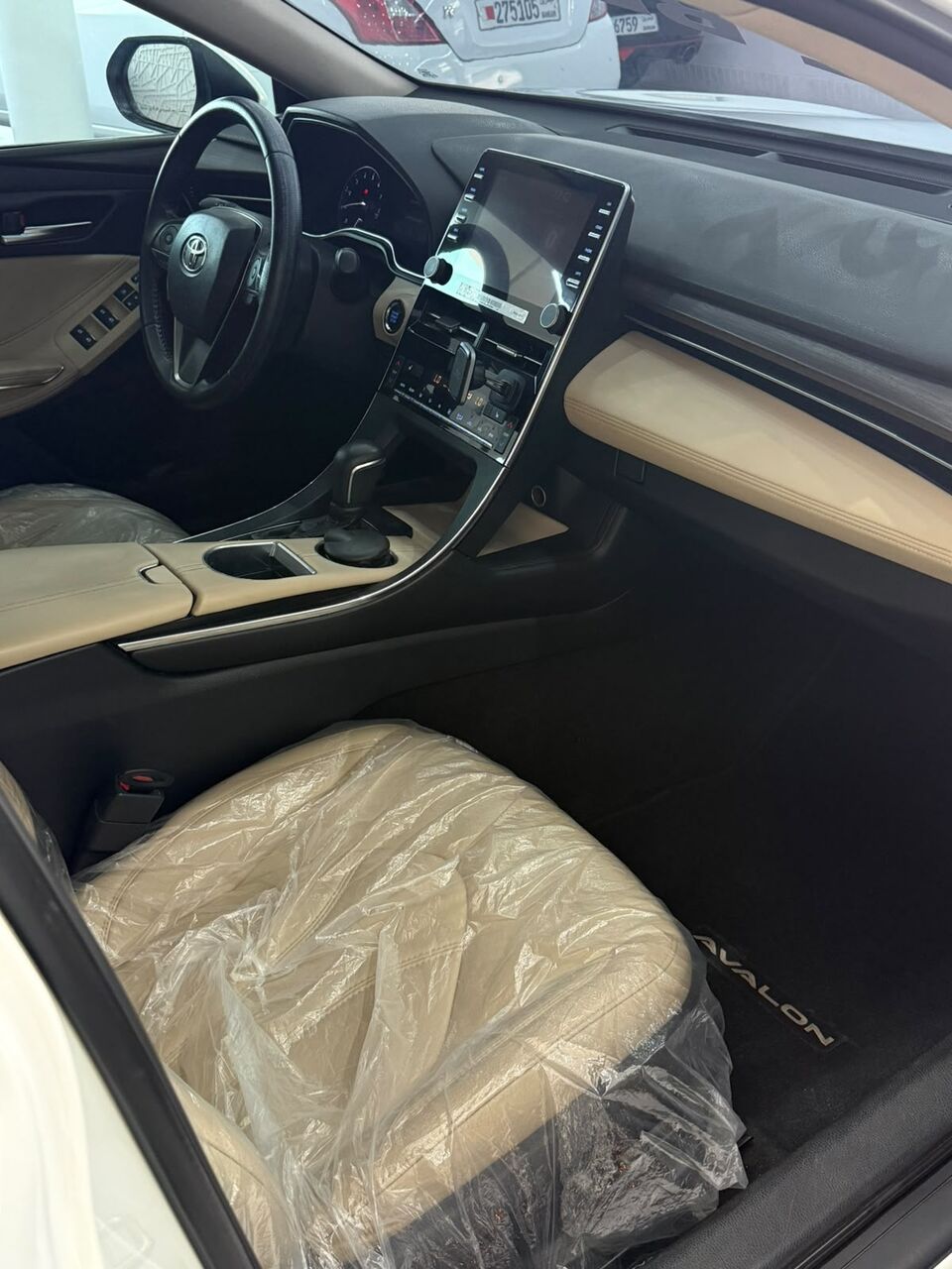 Tubli, Vehicles, Cars & Trucks , BHD 8900,  Toyota Avalon,  2019,  Automatic,  134000 KM,