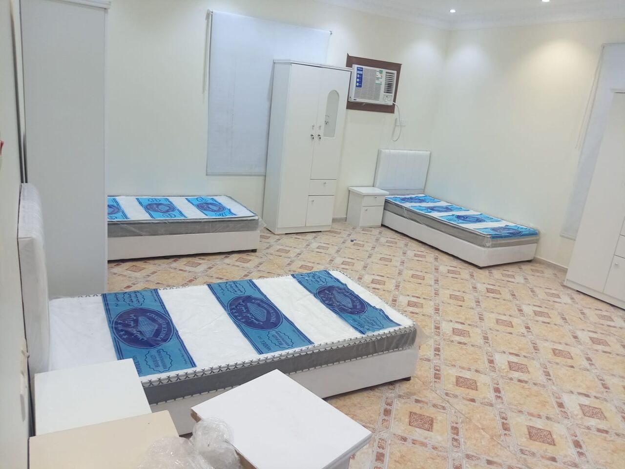Riyadh, Furniture, SAR 250,  Single Size Bed Frame And Mattress