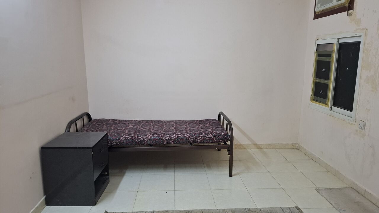 Riyadh, Rooms for Rent, SAR 1000/month,  Furnished,  Room Available HURRY UP!!!