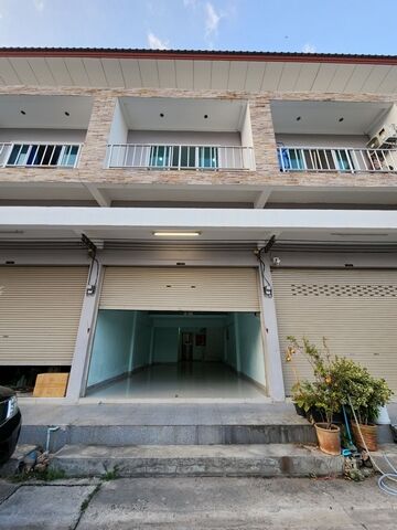 Bangkok, Villas, THB 8000,  17 Sq. Feet,  Commercial Building For Rent, 2.5 Floors, Near Sai Yai Rak Road, 50 Meters, Krathum Baen,